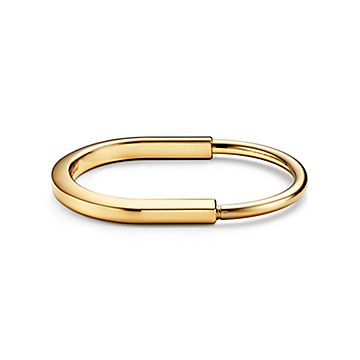 Tiffany Lock Bracelets: How to Open, Close, and Find the Right Fit -  Academy by FASHIONPHILE