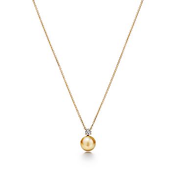 Tiffany South Sea pearl pendant in 18k 