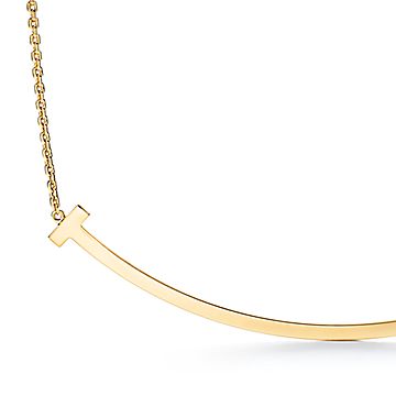 Tiffany T diamond and mother-of-pearl circle pendant in 18k gold. | Tiffany  & Co.