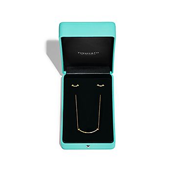 Tiffany T Smile Pendant and Earrings Set in Yellow Gold