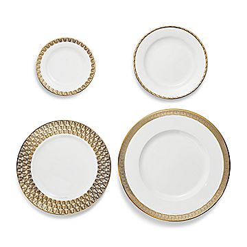 Tiffany T True Dessert Plate with a Hand-painted Gold Rim | Tiffany & Co.