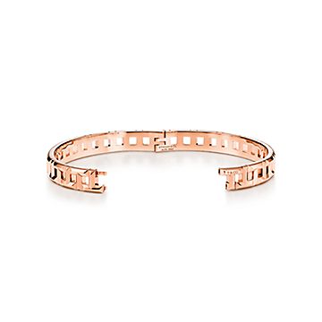 Tiffany true narrow deals bracelet