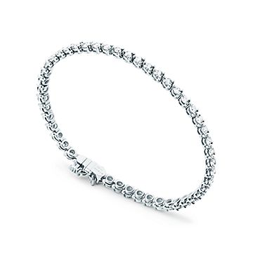 Tiffany and Co. 15 Carat Victoria Diamond Necklace at 1stDibs | 15 carat diamond  necklace, tiffany tennis necklace, tiffany and co tennis necklace