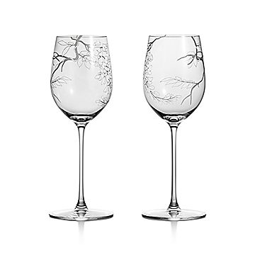 2 White Wine Glass Set - Design: HH5 - Everything Etched