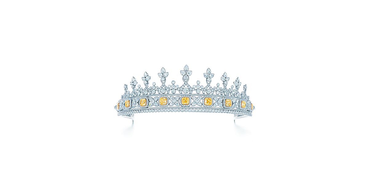 Tiara of white and Fancy Intense Yellow diamonds with detachable