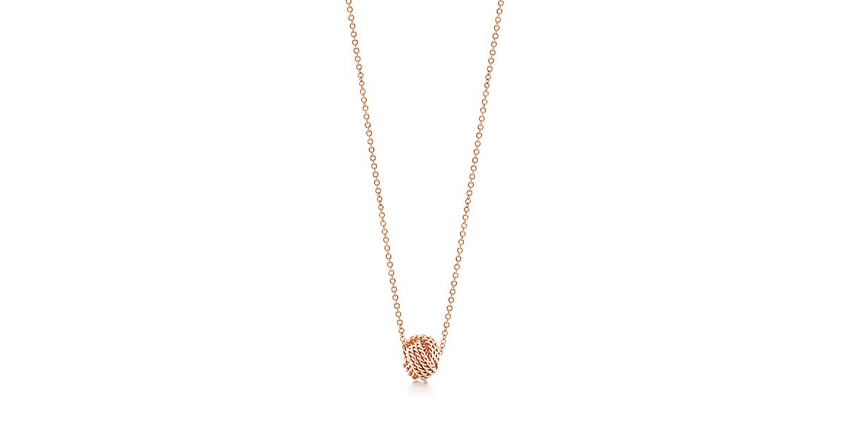 Tiffany Twist knot pendant in 18k rose gold. | Tiffany & Co.