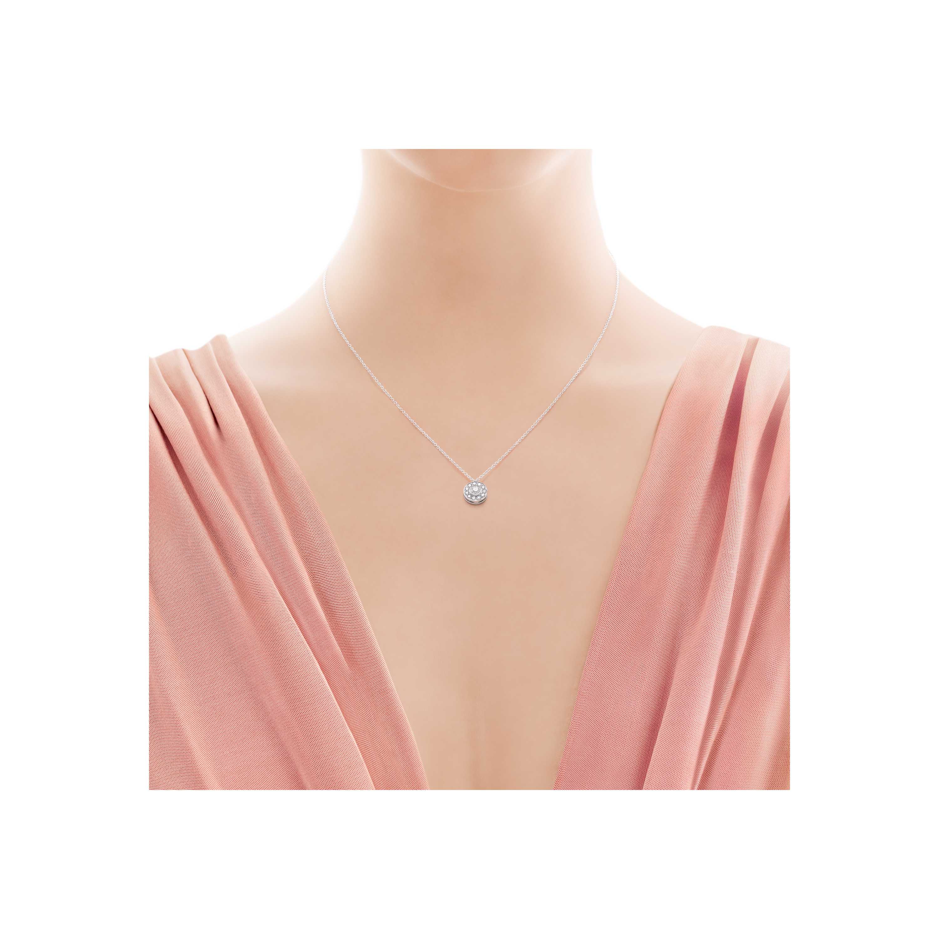 婚約記念品にぴったりなティファニーのネックレス