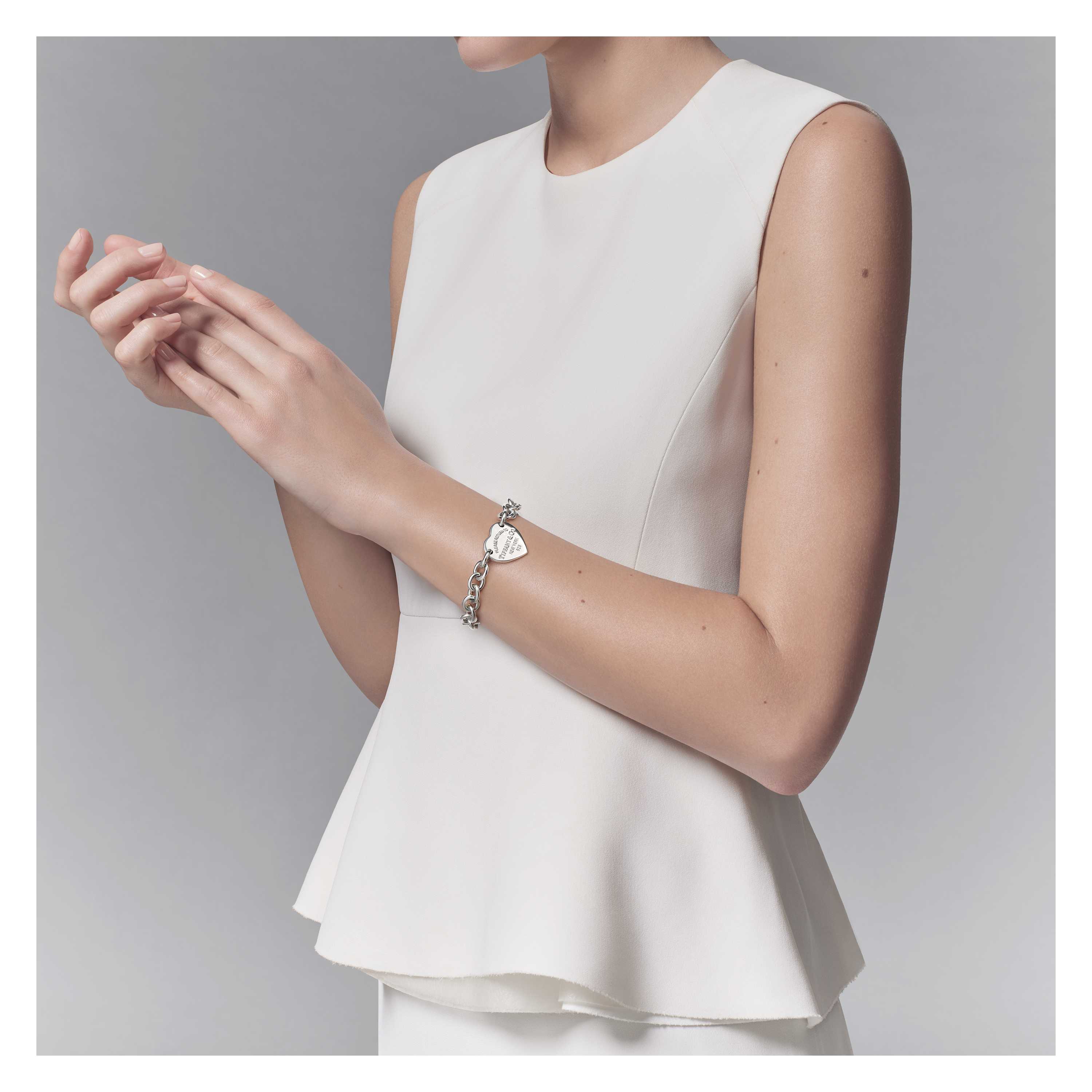 Return To Tiffany Medium Heart Tag On A Bracelet In Sterling Silver Return To Tiffany Heart Tag Bracelet Model Shot 1