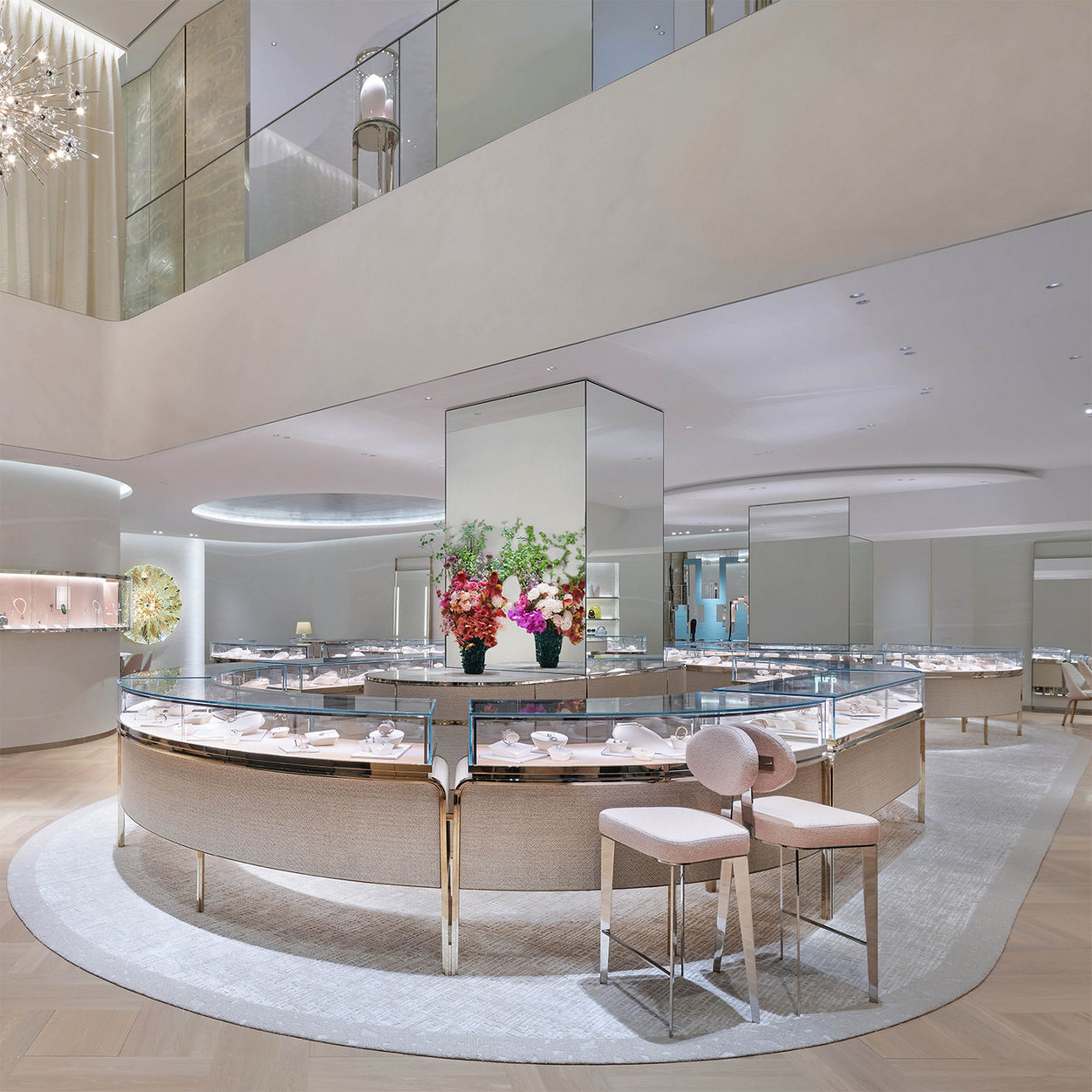 Explore the Ginza Flagship