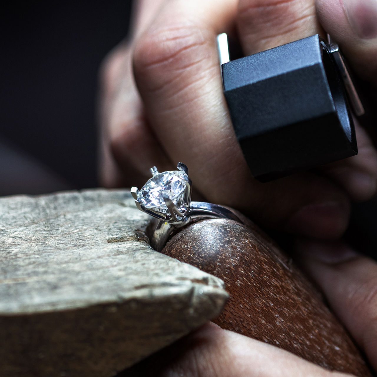 Tiffany: diamanti e maestria artigianale