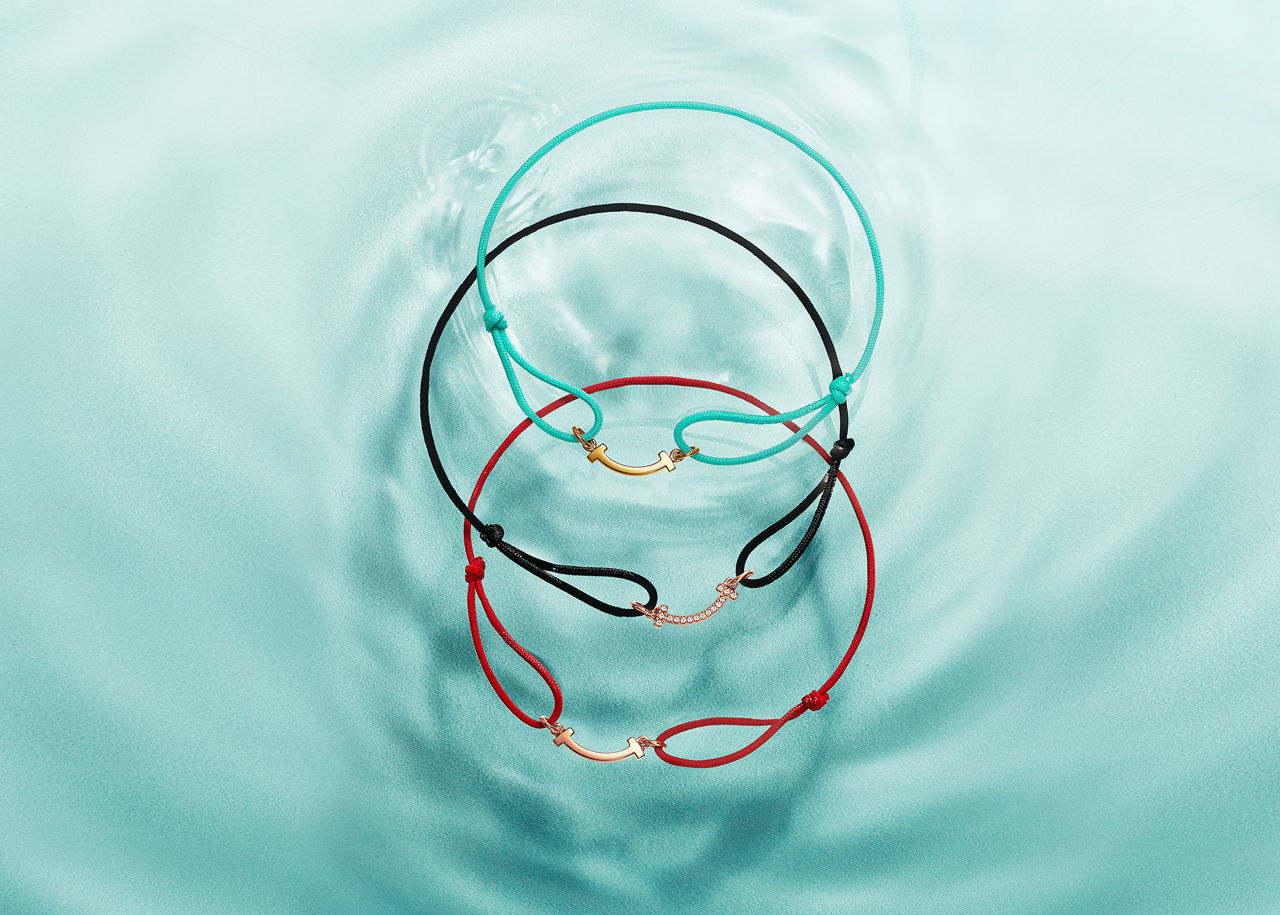 Neue T by Tiffany Smile Kordelarmbänder