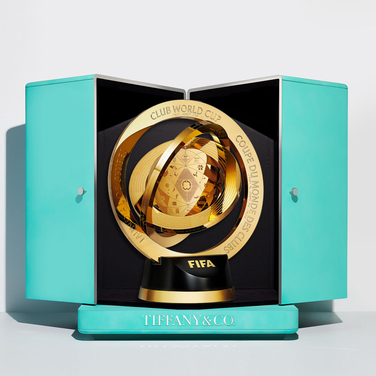 The FIFA Club World Cup™ Winners’ Trophy