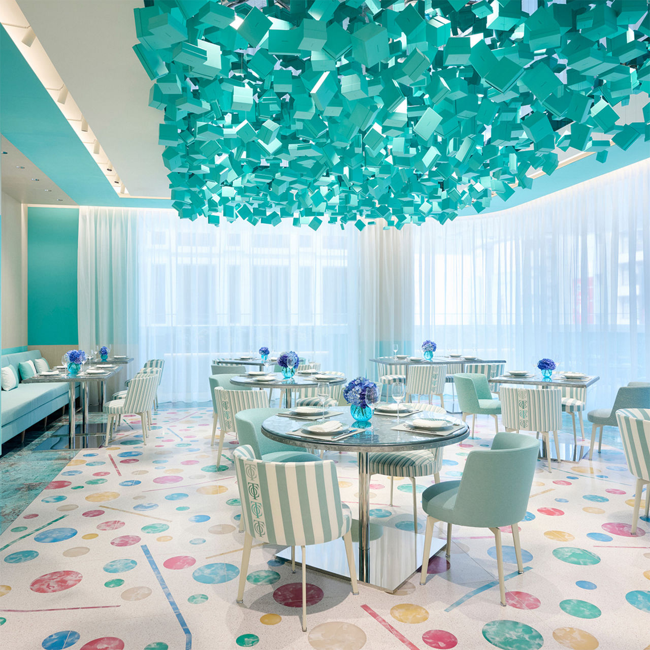 Blue Box Café 