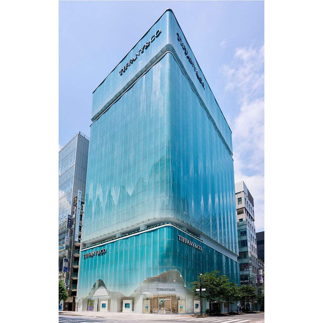 그랜드 오픈: 티파니 긴자