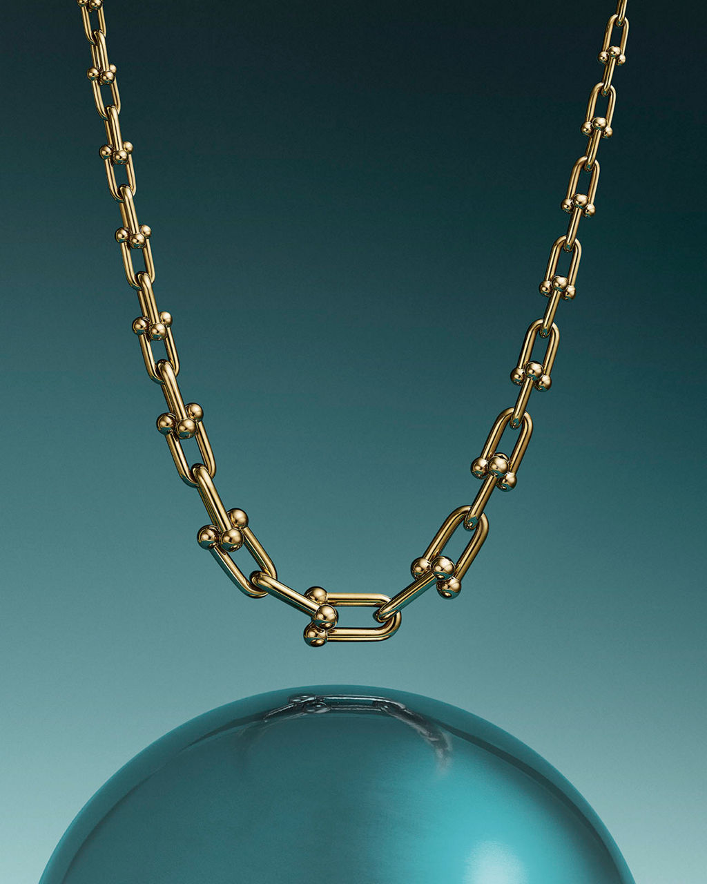 Necklaces & Pendants
