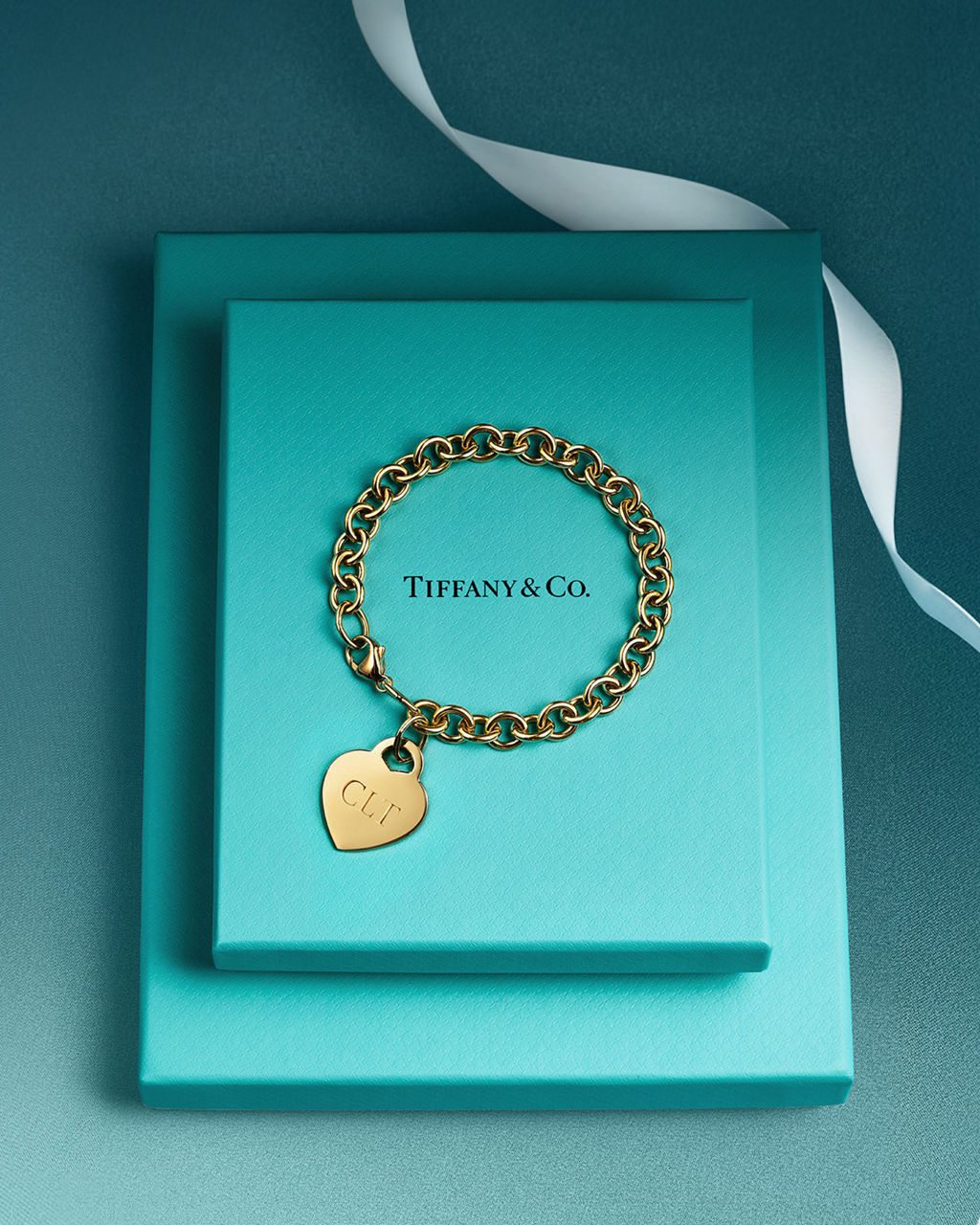 선물에 인그레이빙 더하기