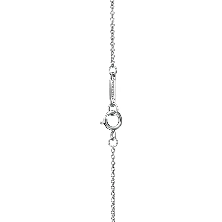 Tiffany Solitaire: Diamond pendant, 4