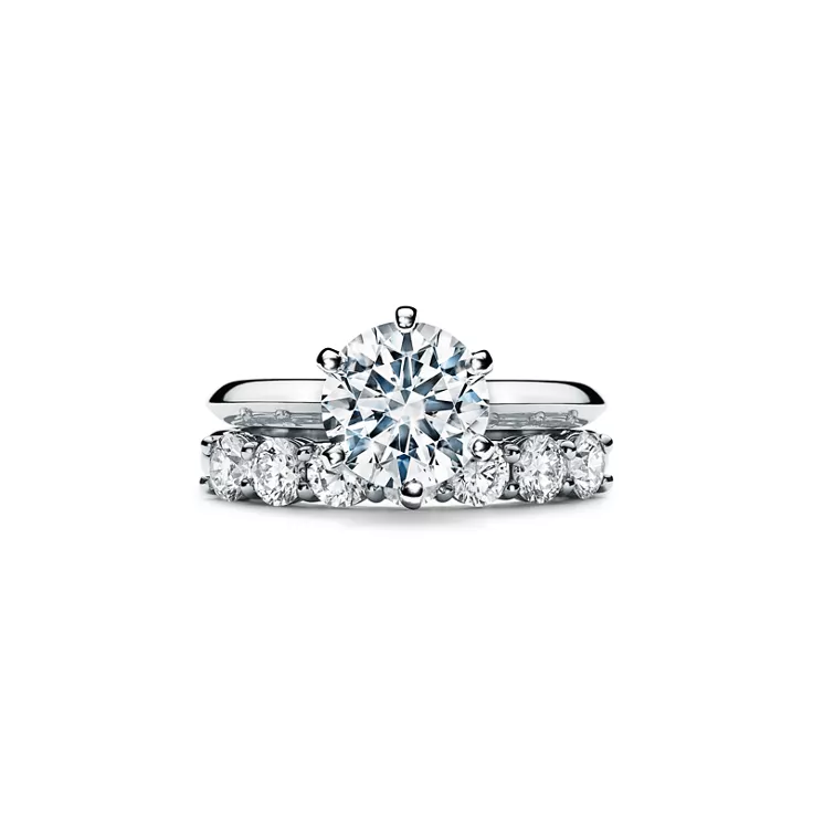 Tiffany® Setting:El anillo de compromiso en platino, 6