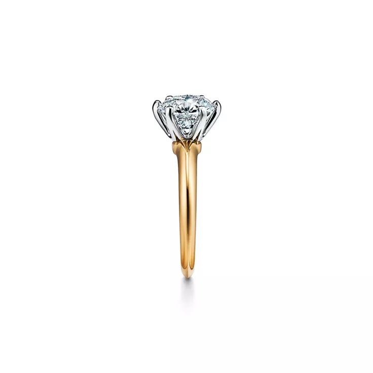 The Tiffany® Setting:Engagement Ring in 18k Yellow Gold, 4