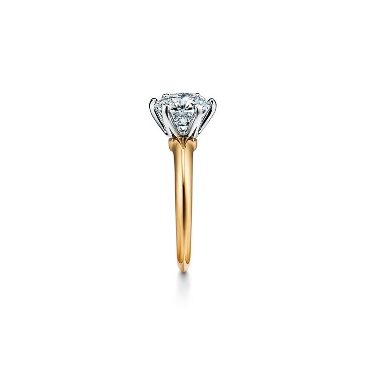 Tiffany® Setting:Verlobungsring in 18 Karat Gelbgold Bildnummer 4