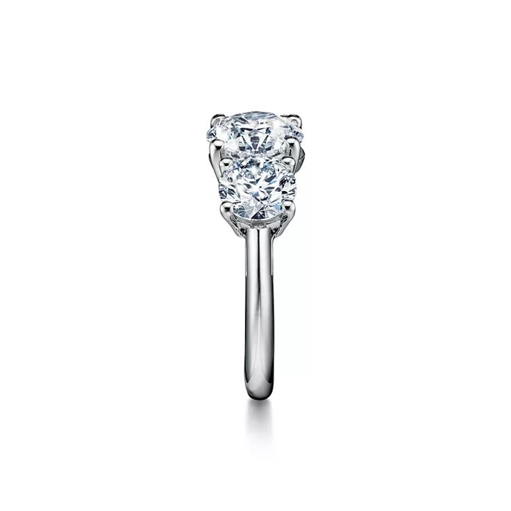 Tiffany:Bague de fiançailles Trois pierres en platine 950 millièmes, 4