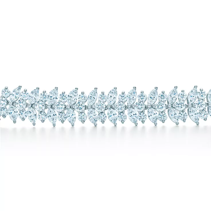 Pulsera con racimos de diamantes en talla marquesa, 41