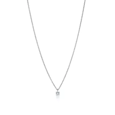 Tiffany Solitaire: Diamond pendant, 2