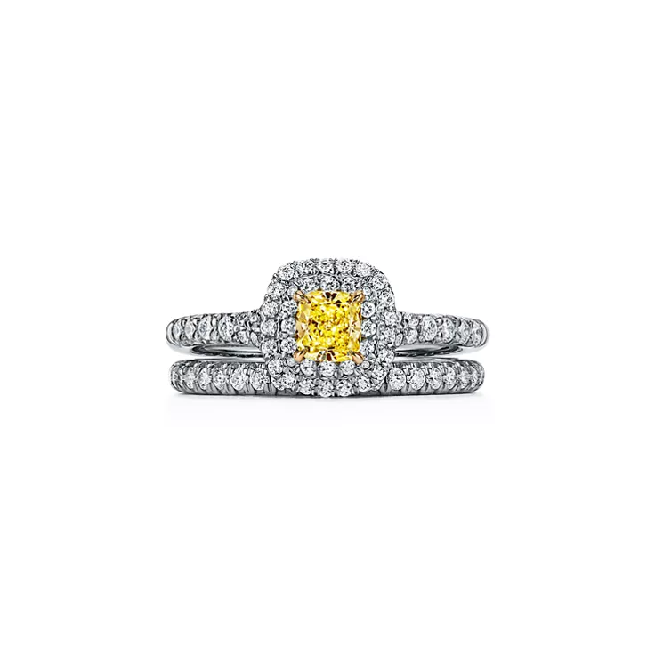 Tiffany Soleste&reg;:Cushion-cut Yellow Diamond Halo Engagement Ring in Platinum, 4