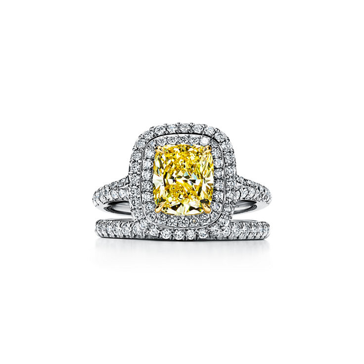 Tiffany Soleste: Cushion-cut Yellow Diamond Halo Engagement Ring in Platinum image number 6