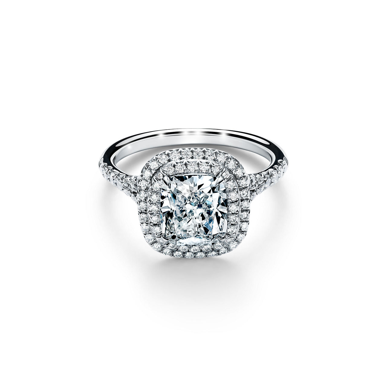 Bague de fiançailles double halo  taille coussin avec anneau en platine 950 millièmes et diamants