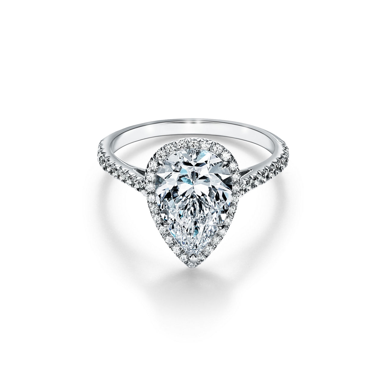 Collezione Tiffany Soleste:Anello di fidanzamento Halo a Goccia con fedina in platino con diamanti numero immagine 0
