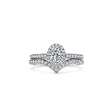 Tiffany Soleste: Oval Halo Engagement Ring with a Diamond Platinum Band, 7