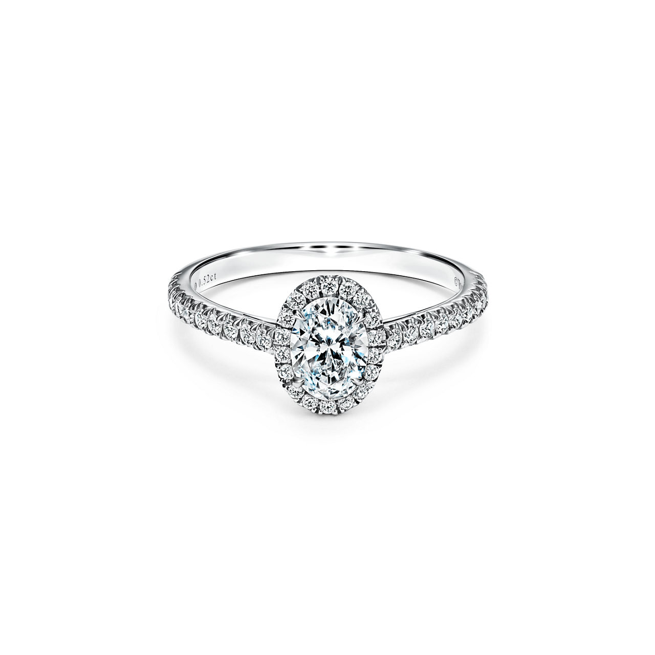 Tiffany Soleste: Verlobungsring mit ovalem Kranz mit einem Diamantring in Platin | Tiffany & Co. Deutschland