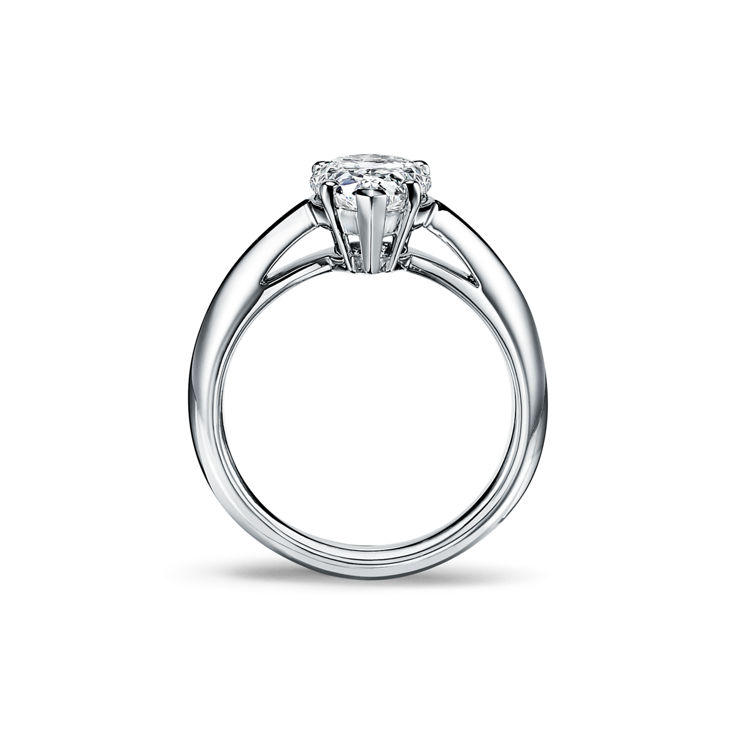 Pear-shaped Diamond Engagement Ring in Platinum image number 5