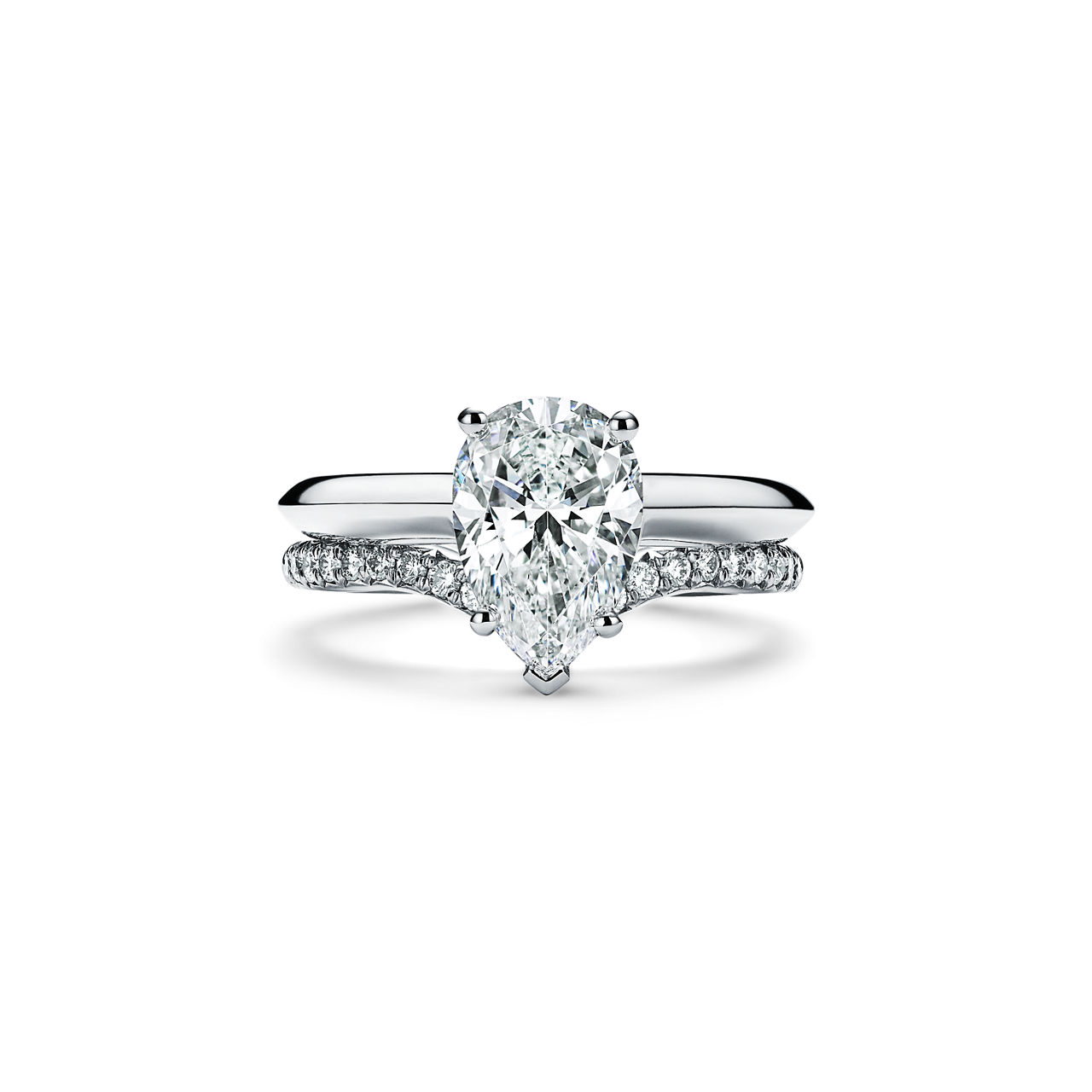 Pear-shaped Diamond Engagement Ring in Platinum image number 7