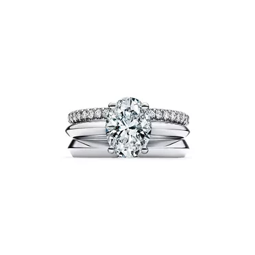 Oval-cut Diamond Engagement Ring in Platinum, 7
