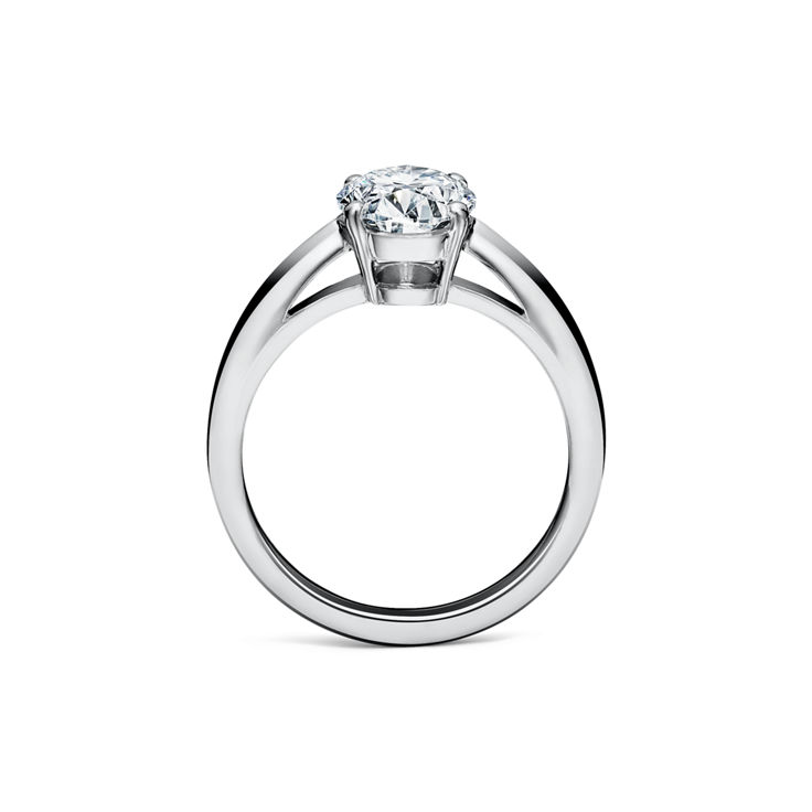 Oval-cut Diamond Engagement Ring in Platinum image number 5