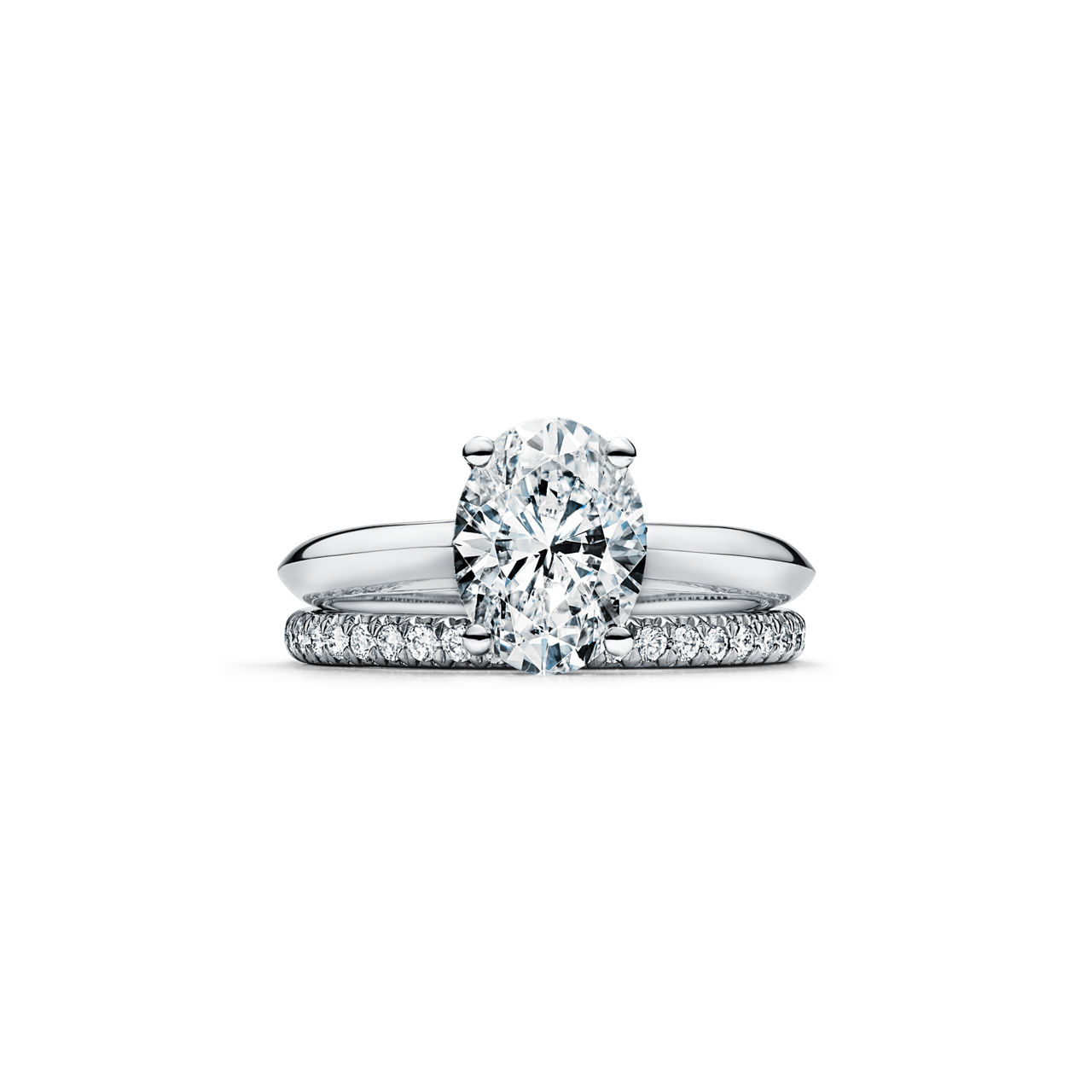 Oval-cut Diamond Engagement Ring in Platinum image number 6