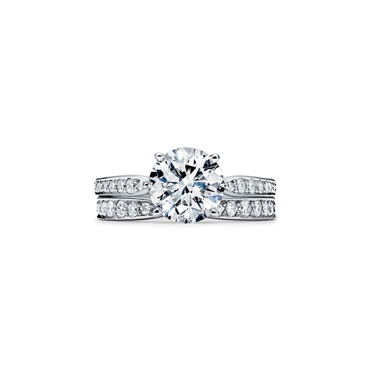 Tiffany Harmony®: Round Brilliant Engagement Ring with a Diamond Platinum Band image number 6