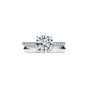 Tiffany Forever:Round Brilliant Diamond Engagement Ring with a Pav&eacute; Diamond Band in Platinum, 6