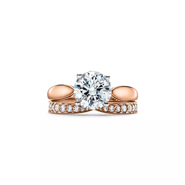 Tiffany Harmony®:Round Brilliant Engagement Ring in 18k Rose Gold, 7