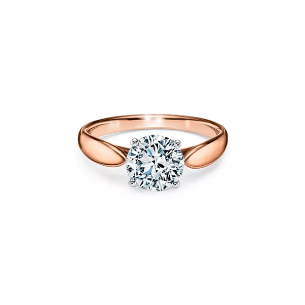 Anillo de compromis redondo brillante en oro rosa de 18 quilates