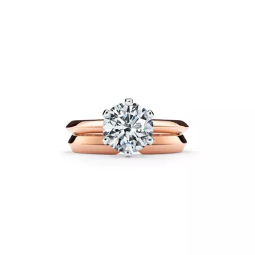 Tiffany® Setting:Anillo de compromiso en oro rosa de 18 quilates, 6