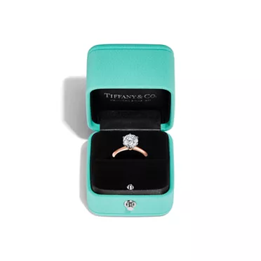 The Tiffany&reg; Setting: Engagement Ring in 18k Rose Gold, 3