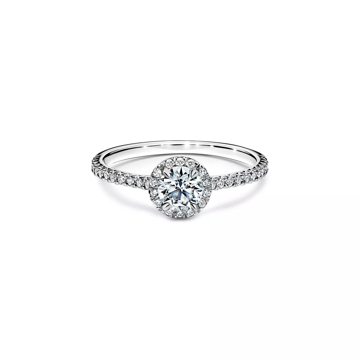 Round Brilliant Engagement Ring in Platinum