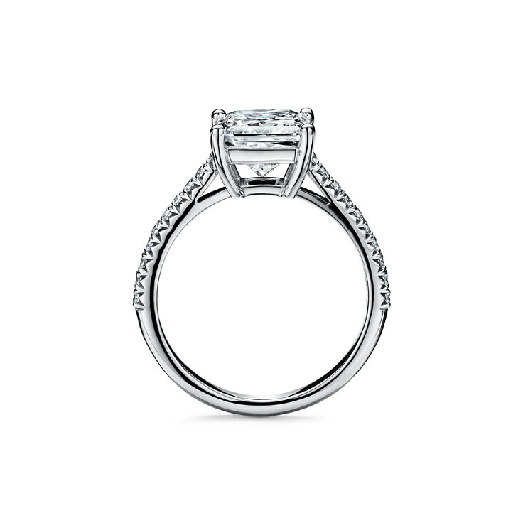 Tiffany Novo®: Princess-cut Engagement Ring with a Pavé-set Diamond Band in Platinum image number 5