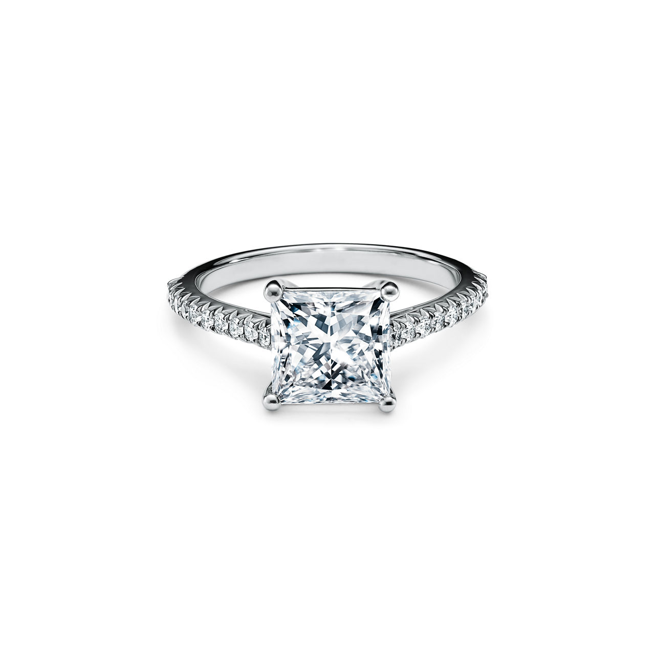Bague de fiançailles taille princesse avec anneau en platine 950 millièmes pavé de diamants