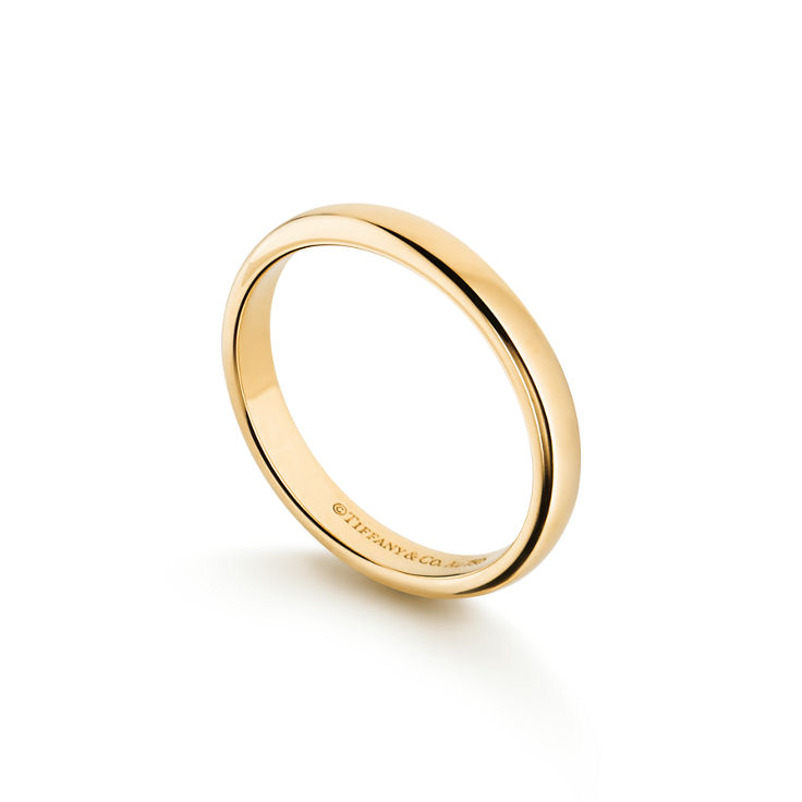 Tiffany Forever:Wedding Band Ring in Yellow Gold, 3 mm Wide image number 4