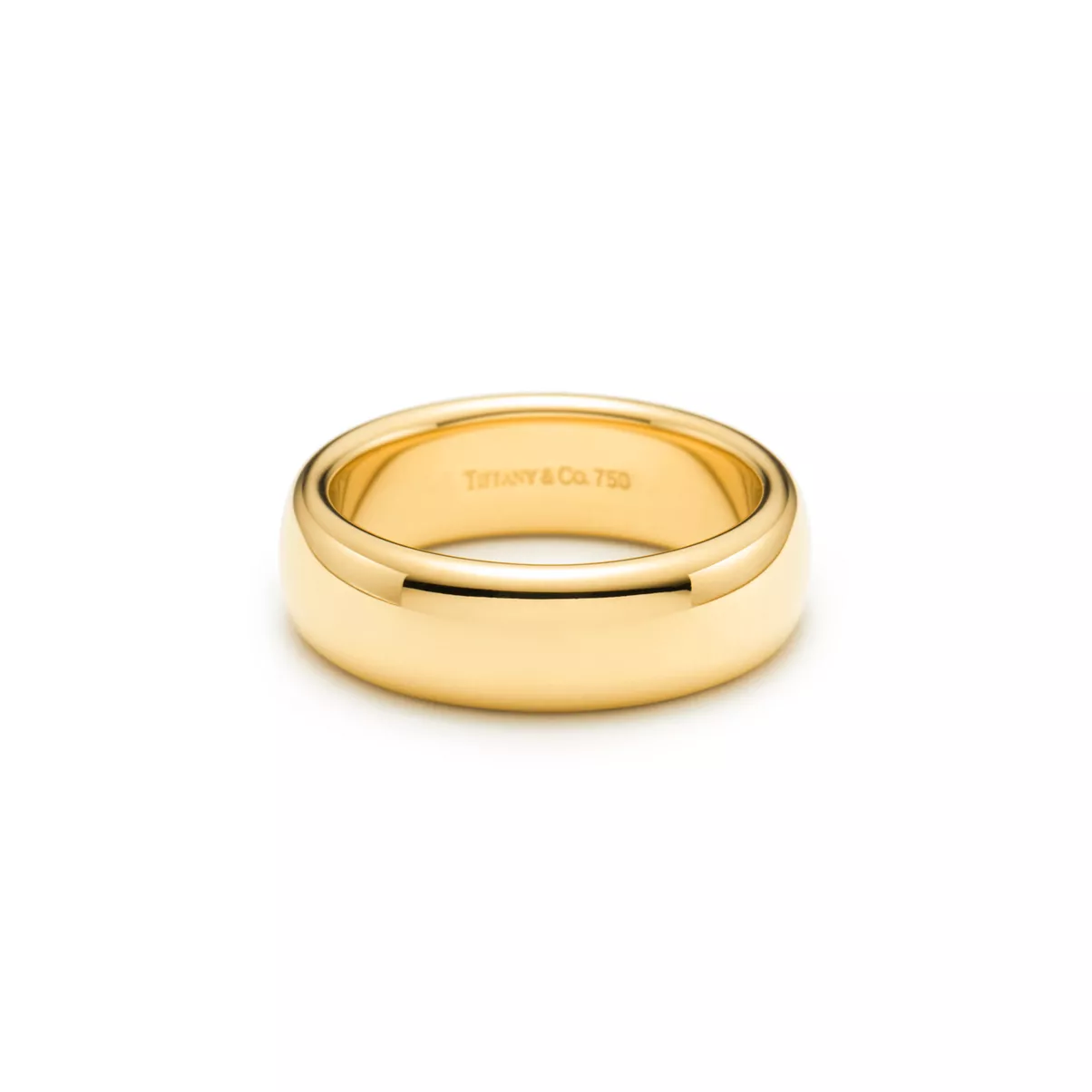 Wedding Band Ring in Yellow Gold, 6 mm Wide