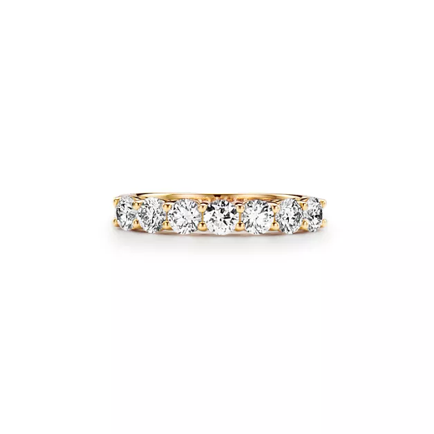 Tiffany Forever:Band Ring in Yellow Gold with a Half-circle of Diamonds, 3.5 mm image number 0